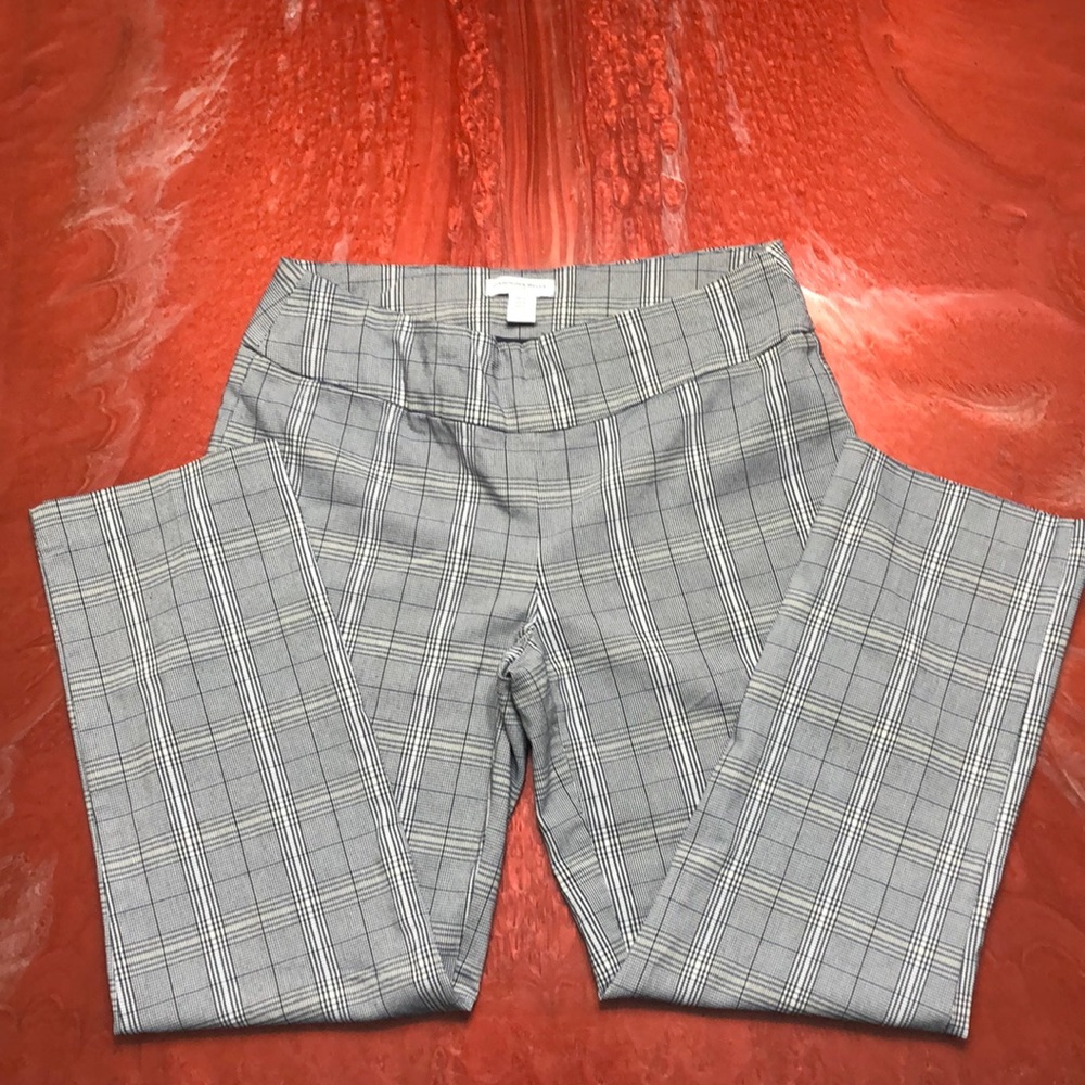 Carolina belle pants size 4‎